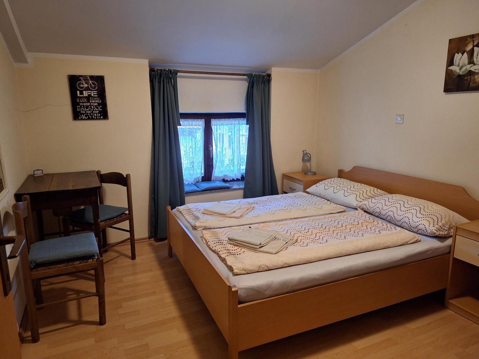 Rooms Pri Lovrizu Кобарід Екстер'єр фото