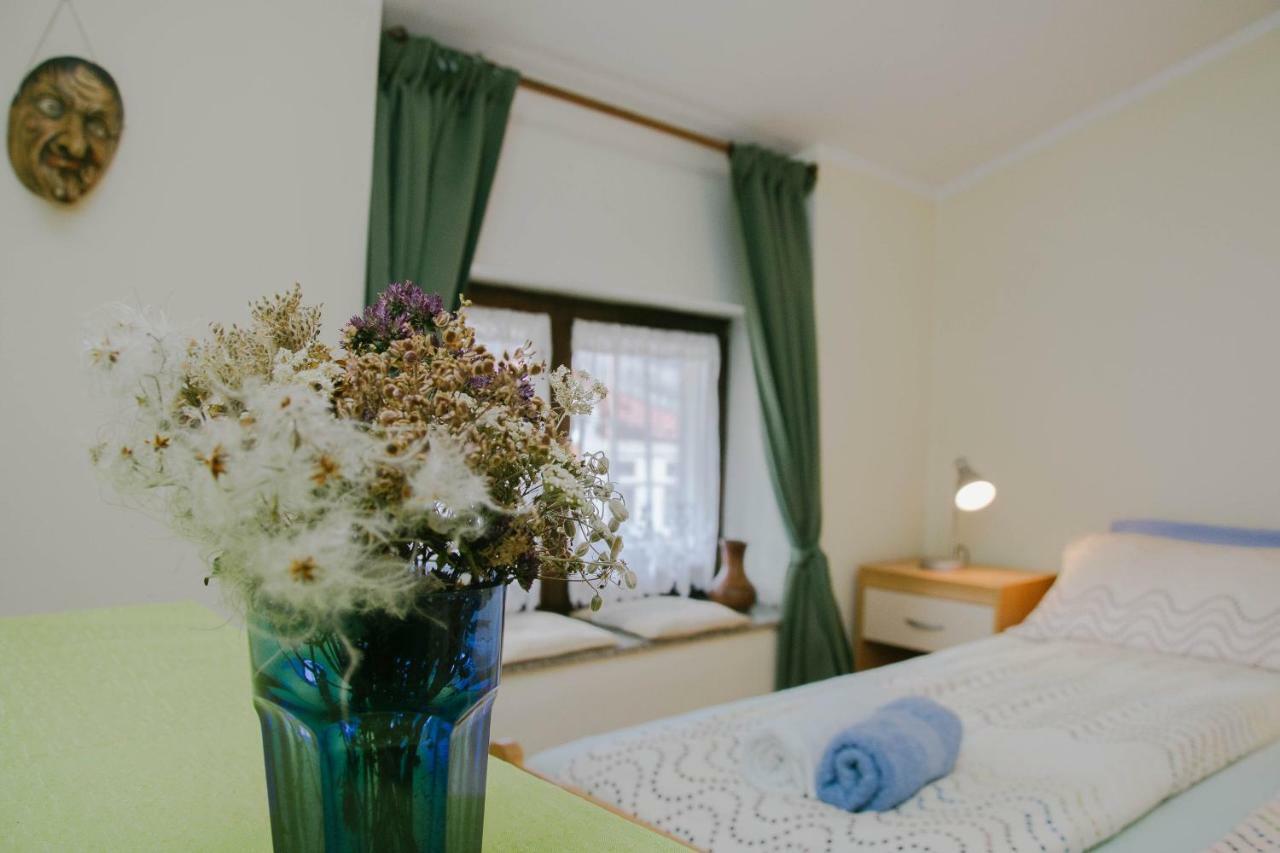 Rooms Pri Lovrizu Кобарід Екстер'єр фото